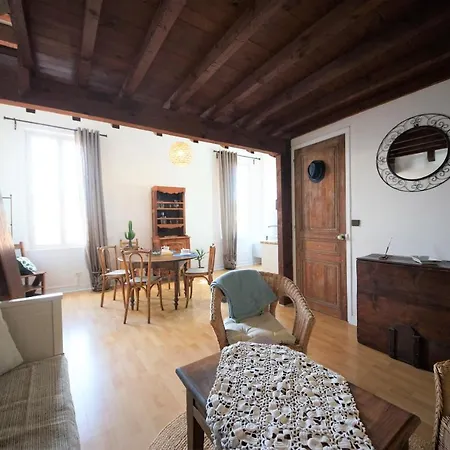 Le Mehari Apartment